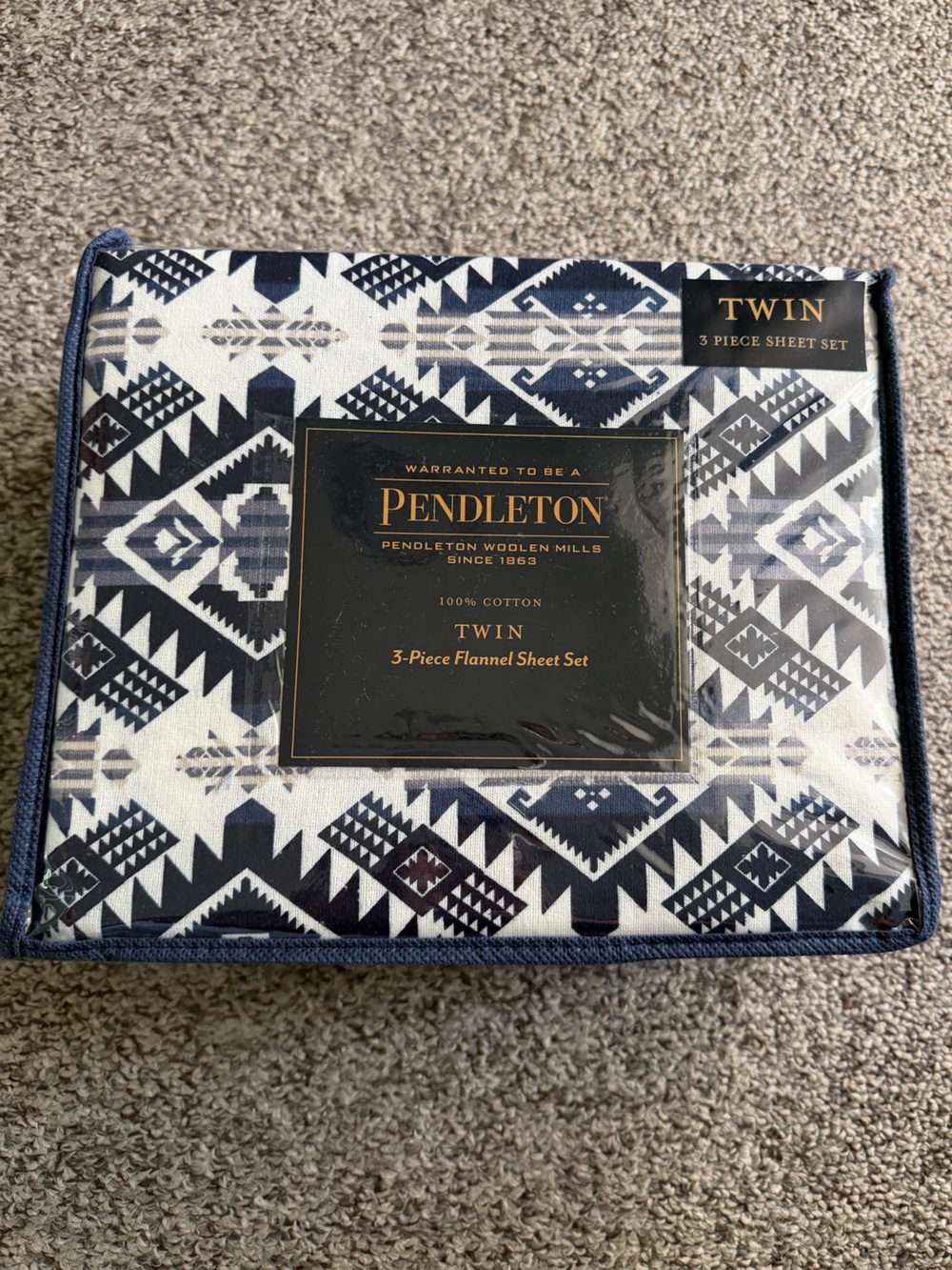 NWT Pendleton Westward 100% Cotton Navy Geometric Flannel Twin Sheet Set